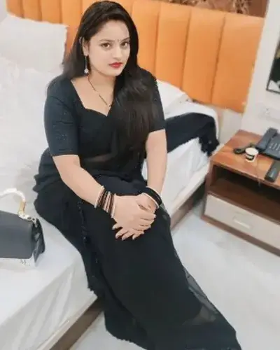 Escort Service Chicalim
